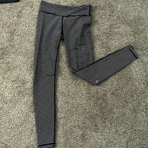 Ivivva Black and White Striped Leggings